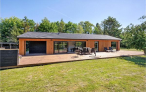 Lovely Home In Grenaa With Wifi, Bønnerup Strand